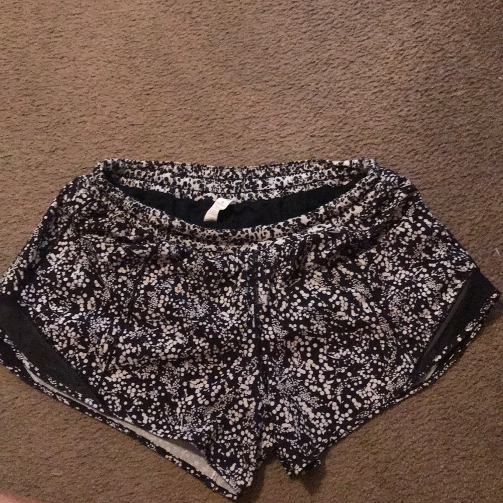 Size 10 tall Lululemon shorts